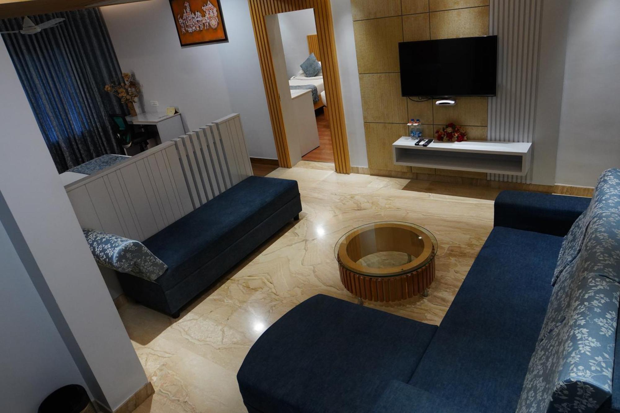 Chola Serviced Apartment Tiruchirappalli Zewnętrze zdjęcie