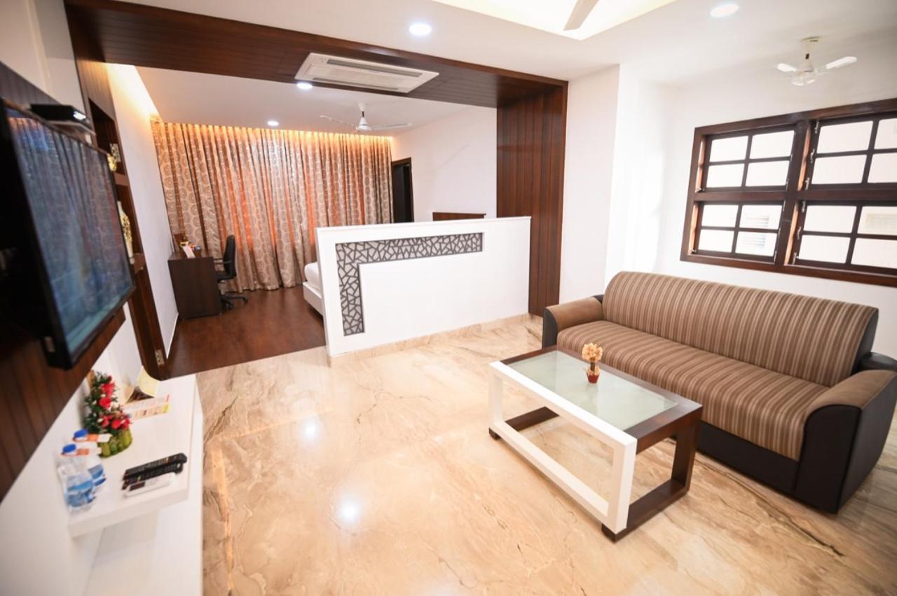 Chola Serviced Apartment Tiruchirappalli Zewnętrze zdjęcie